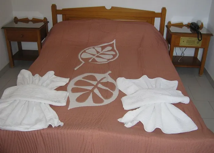 Amaryllis 2* كارباثوس